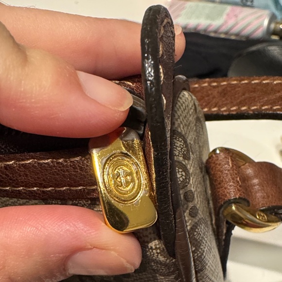 Authentic Gucci Beige and Brown Crossbody Bag with dust bag - Picture 8 of 17